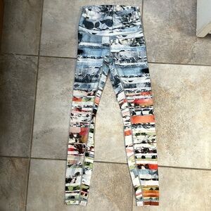 Lululemon leggings- 4